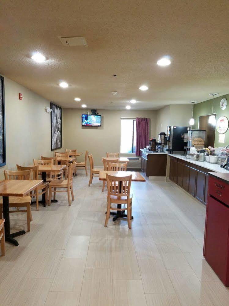 Super 8 By Wyndham Dawsonville Exterior foto